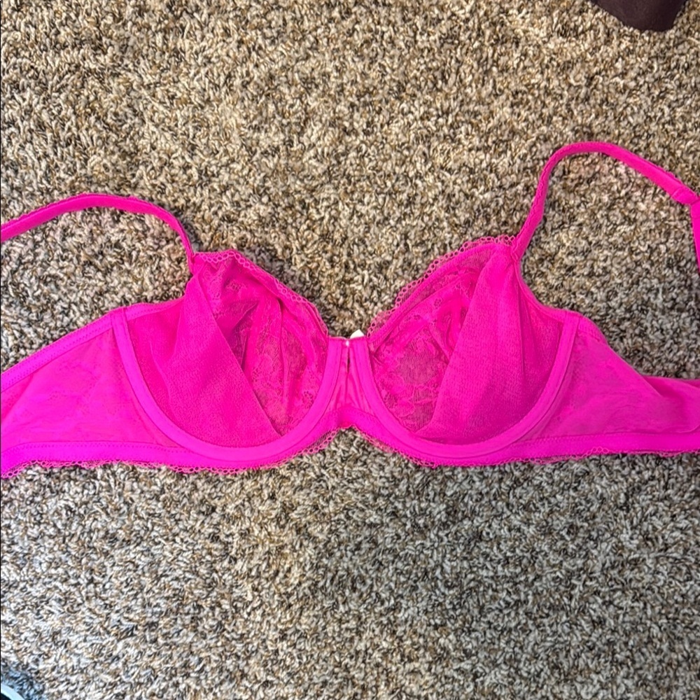 NWOT Victoria’s Secret Neon Pink Lace Underwire Bra - 38D - Picture 7 of 9